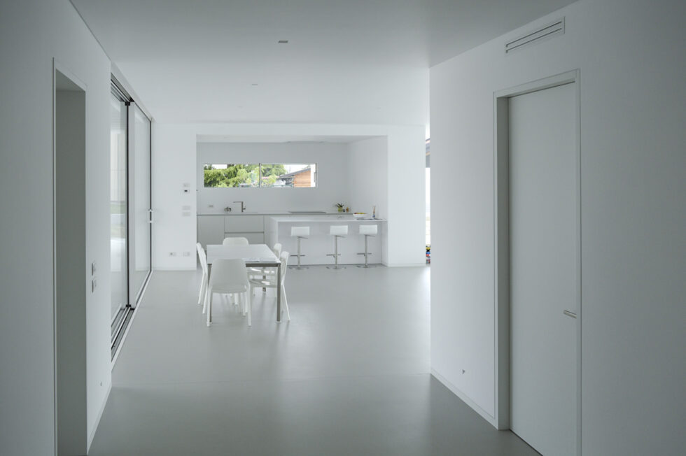 RB+2 HOUSE