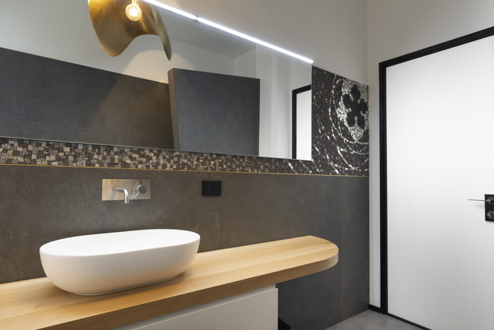 VENERE IN VIA RAUSCEDO