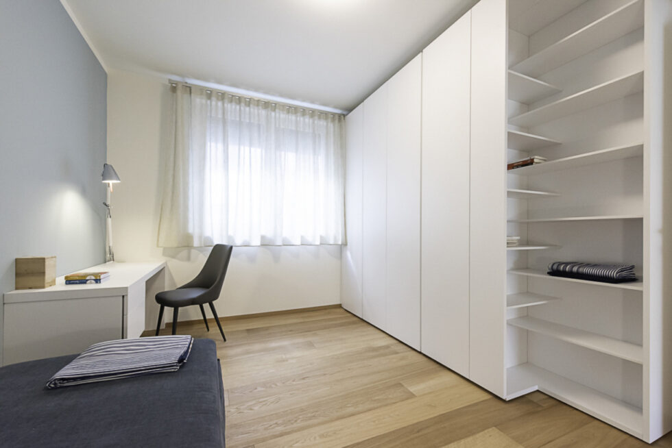 MOBILE PIÙ IMMOBILE