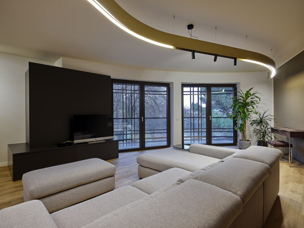 Luci e composizione nello spazio di un ambiente privato