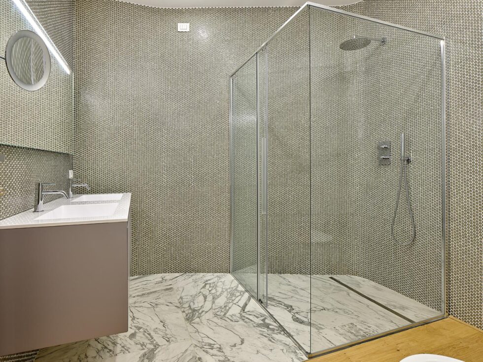 Luci e composizione nello spazio di un ambiente privato